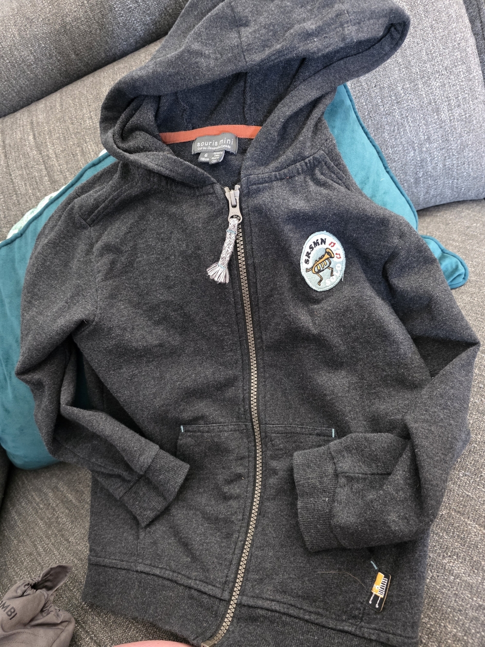 Souris Mini Kids Charcoal Zip Hoodie with Patch 6 Ans Dessin Retro Verso Sm